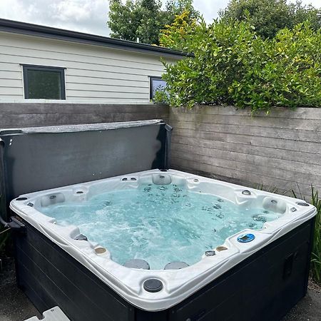Summer Holiday 4 Bedrooms House In Hamilton With Pool And Spa Luaran gambar